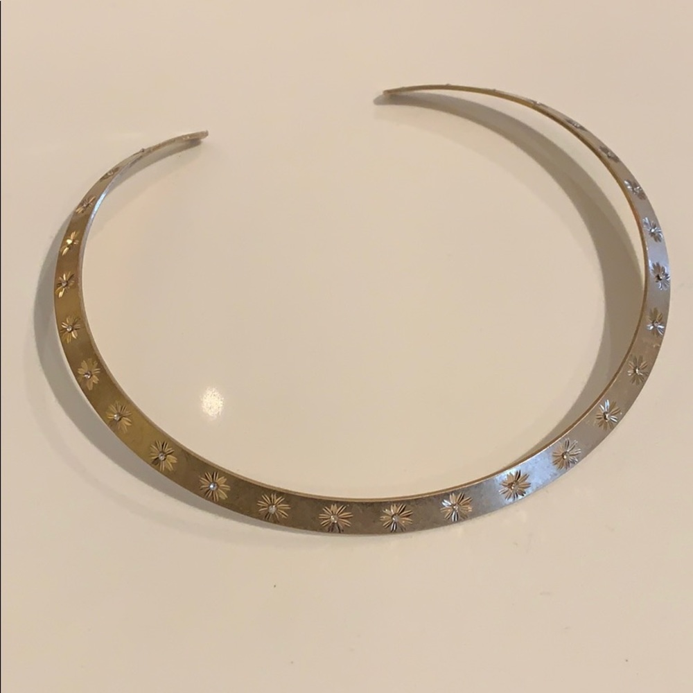 Forever 21 Beautiful Chocker Necklace